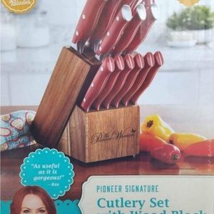 Pioneer woman 14 pc set